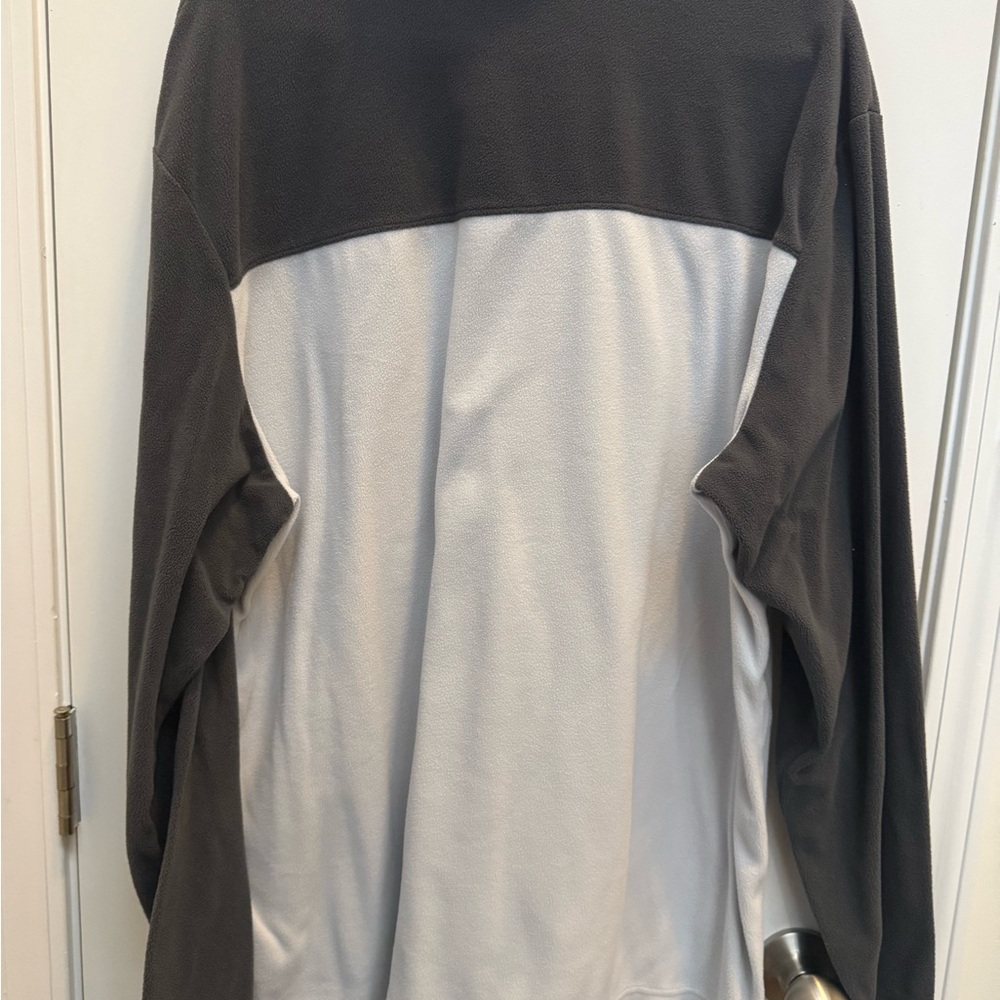 Columbia Black and Gray Fleece Pullover - Picture 3 of 3